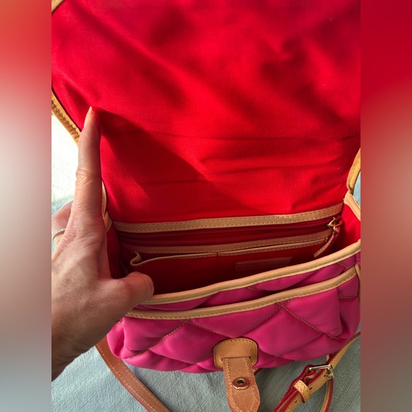 Dooney & Bourke Hot Pink Barbie Quilted Nylon Vacchetta Leather Crossbody Purse - Picture 8 of 16